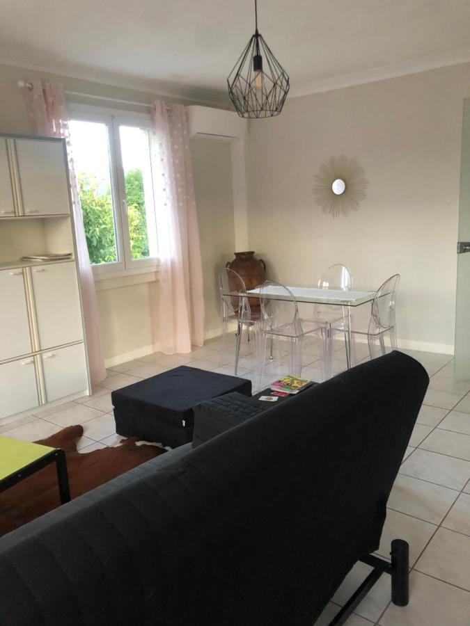 Condrieu Comme A La Maison Exterior foto